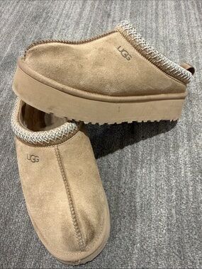 UGG Tazz Platform Slippers Chestnut Women’s Size 7
